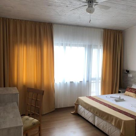 Guest Rooms Southern Nights Varvara  Exterior photo