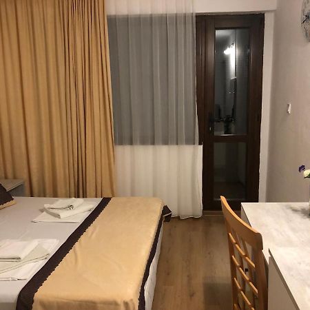 Guest Rooms Southern Nights Varvara  Exterior photo