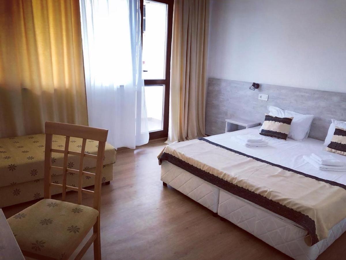 Guest Rooms Southern Nights Varvara  Exterior photo